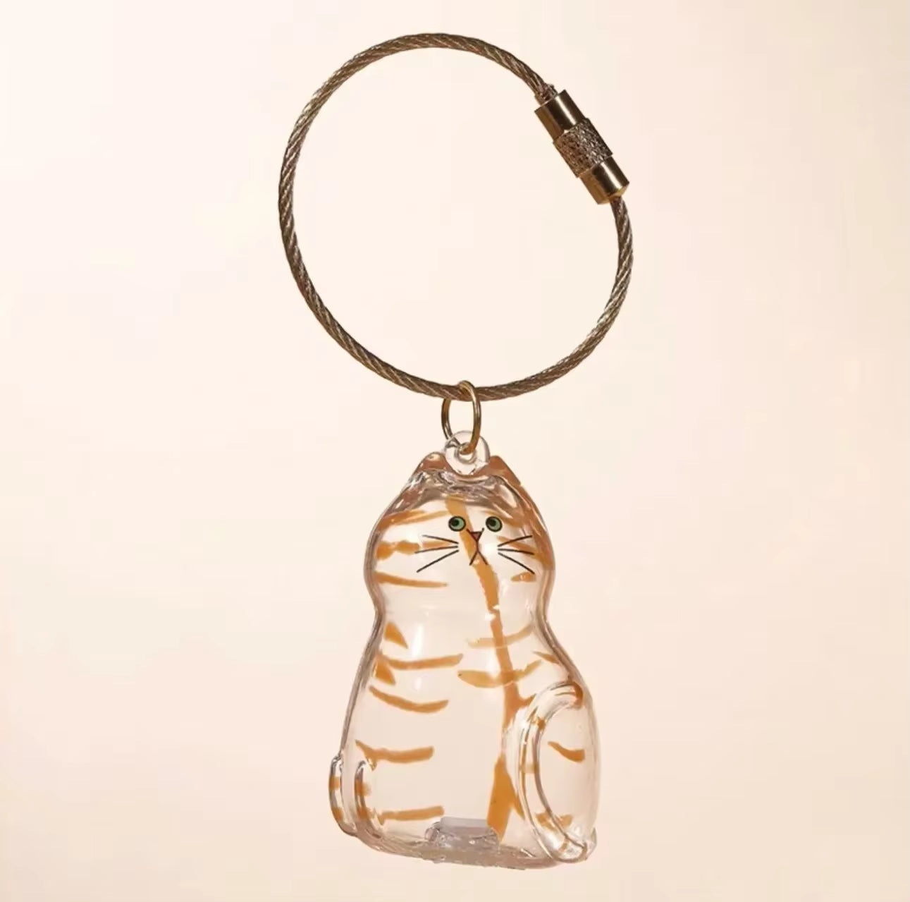 YOMI™ Clear Pet Hair Keepsake Pendant – Aesthetic Fur Storage Keychain for Bags & Keys – Personalized Gift for Cat Parents